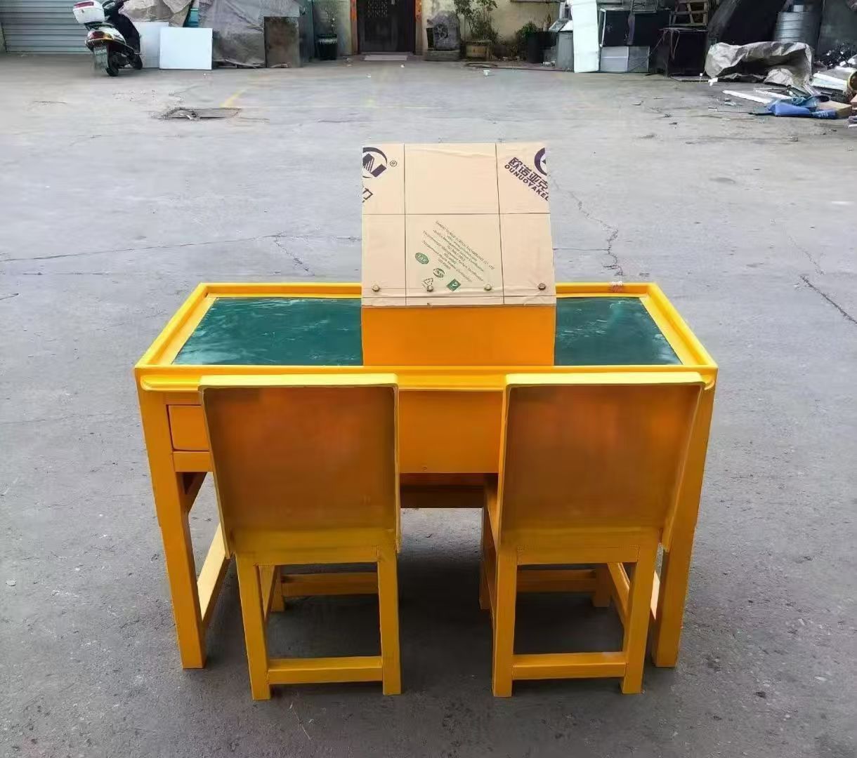 陕州防静电导通桌井下煤矿火工品发放桌：危险品流转的安全守护者