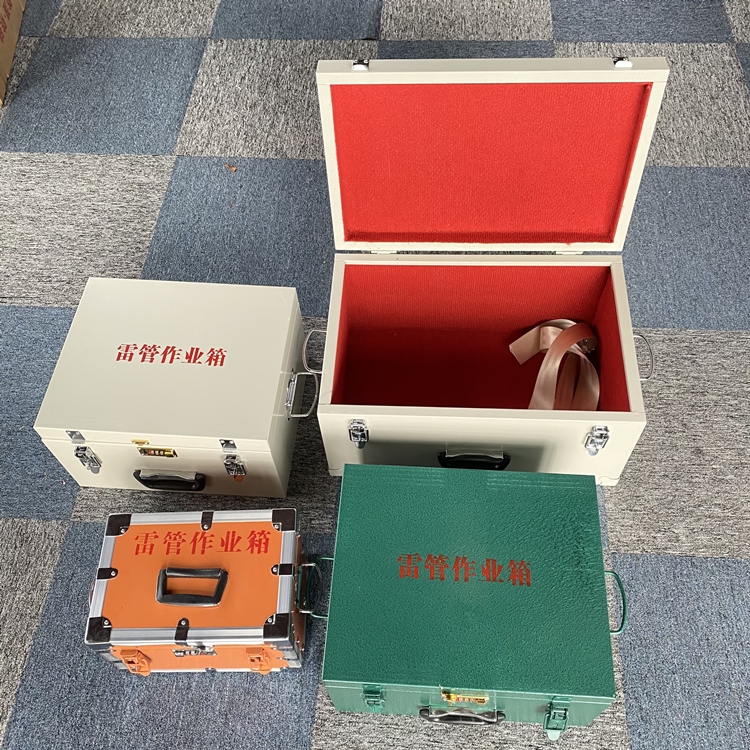 陕州爆破工程作业箱如何选择？玻璃钢与传统材质的全面对比